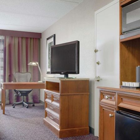 Hilton Garden Inn Springfield, MA Exterior foto